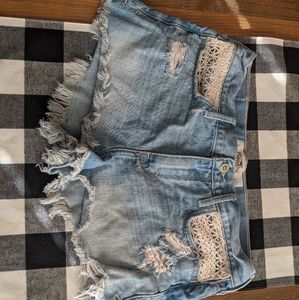 Mid rise Hollister shorts